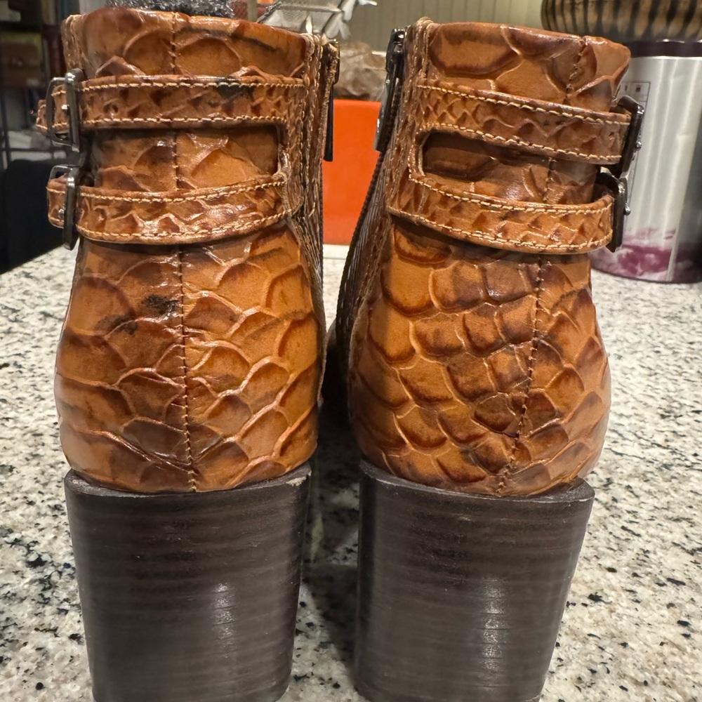 Donald J. Pliner Brown Textured Heeled Boots